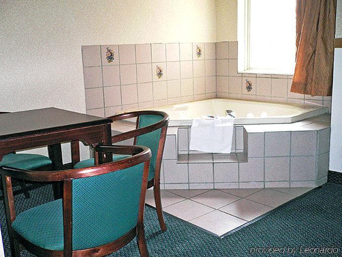 Scottish & - North Hershey Hotel