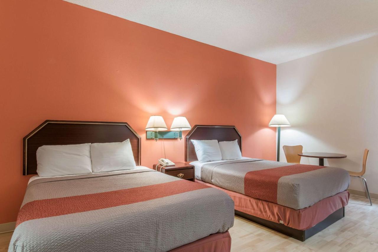 Scottish Inns & Suites - North Hershey Hotel 2*