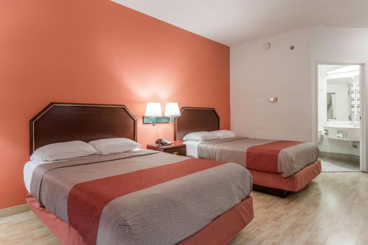 Hotel Scottish & - North Hershey