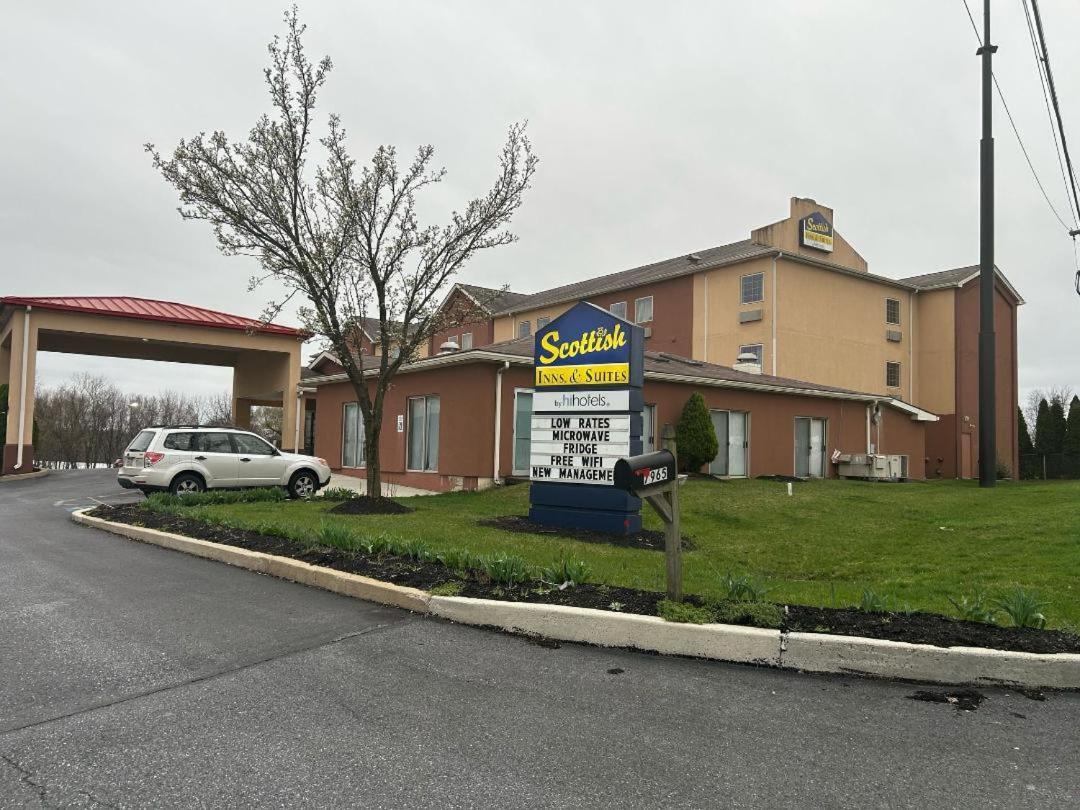 Motel 6 Harrisburg, PA - Hershey North 2*