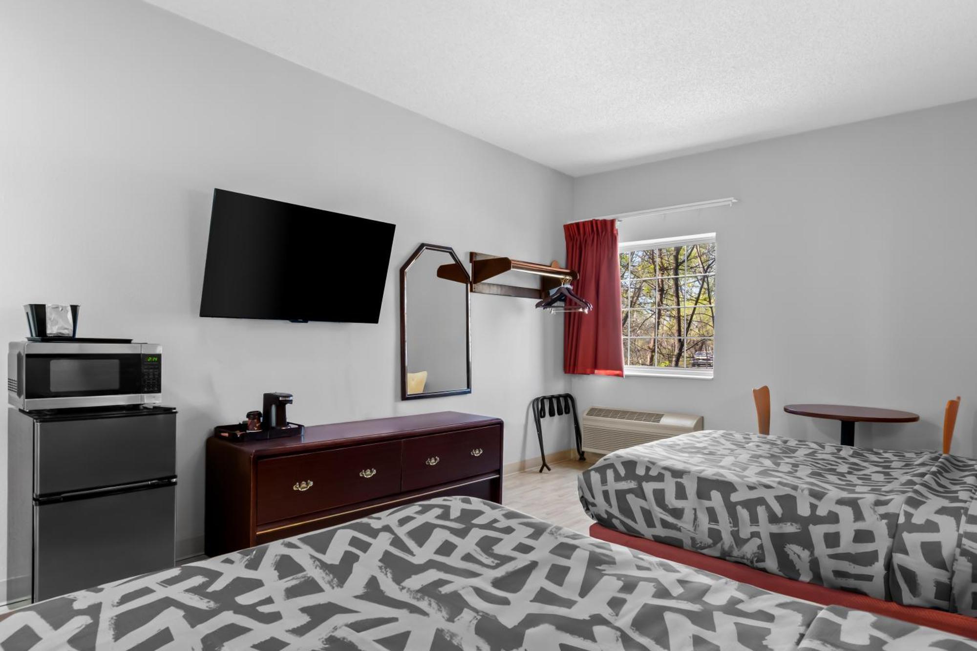 Scottish & - North Hershey Hotel 2*