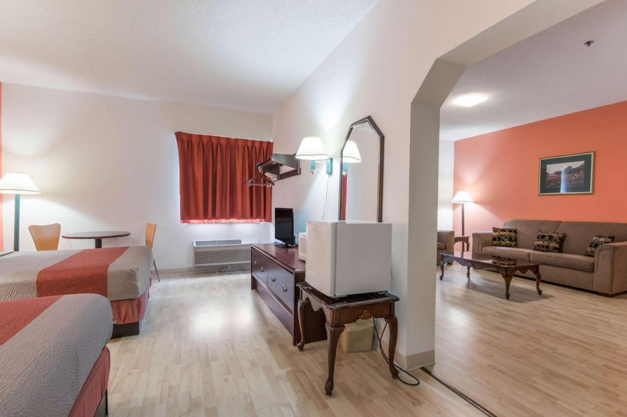 Scottish & - North Hershey Hotel Harrisburg